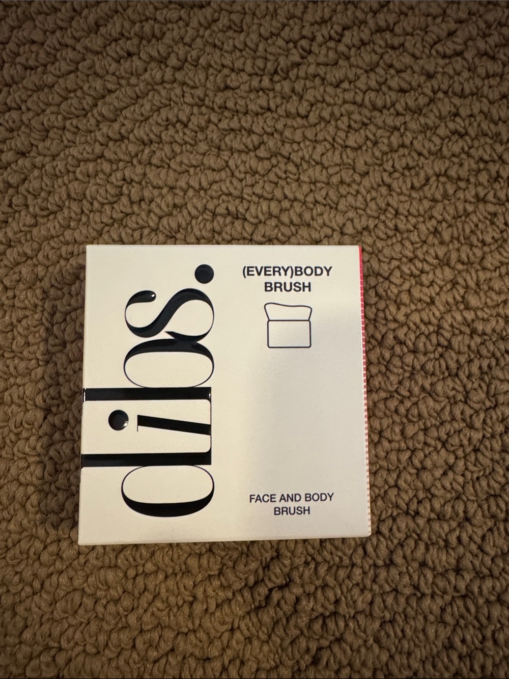 Dibs. (Every)Body Face and Body Brush - White Box